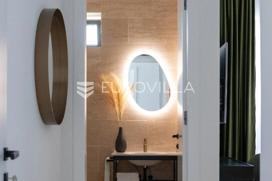 pašman, luksuzna vila tkon s bazenom i neometanim pogledom na more, 130 m² - slika 28