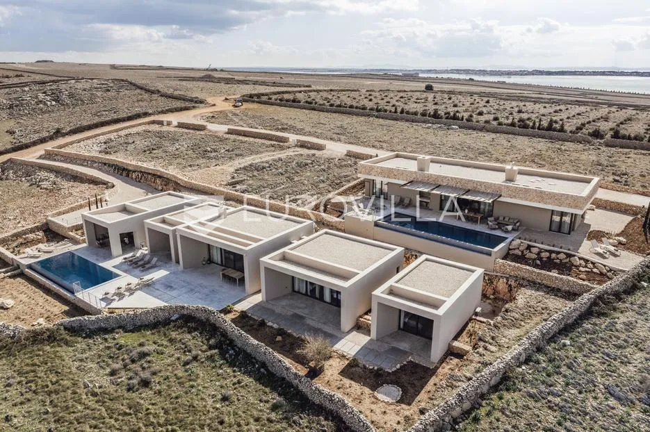 pag, povljana, villa s bazenom i pogledom na more - slika 17