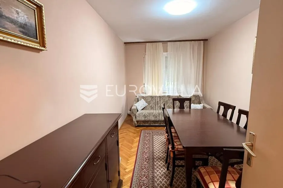 vinkovci, trosoban stan za najam u centru, 110 m² - slika 4