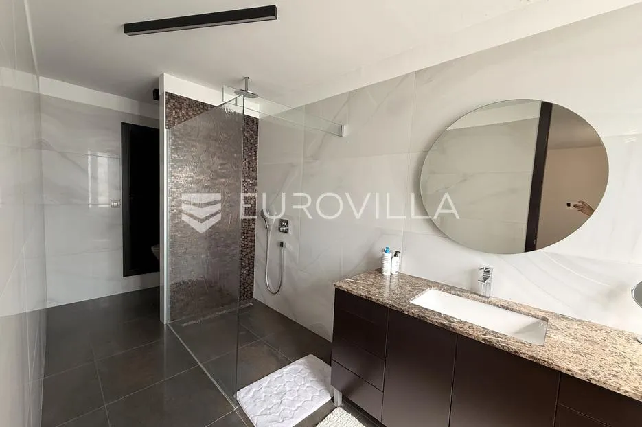 zadar, tiz, ekskluzivan penthouse s panoramskim pogledom na more, terasom, garažnim mjestom - slika 33