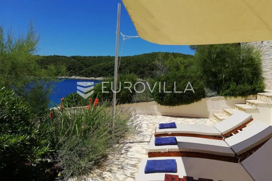 korčula, lijepa kuća u prvom redu do mora, 250m2 - slika 8