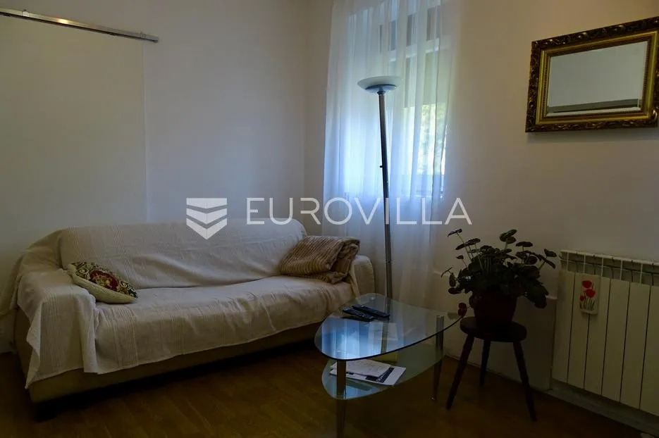 delnice, dvojna kuća površine 100 m² blizu centra u mirnom susjedstvu - slika 23