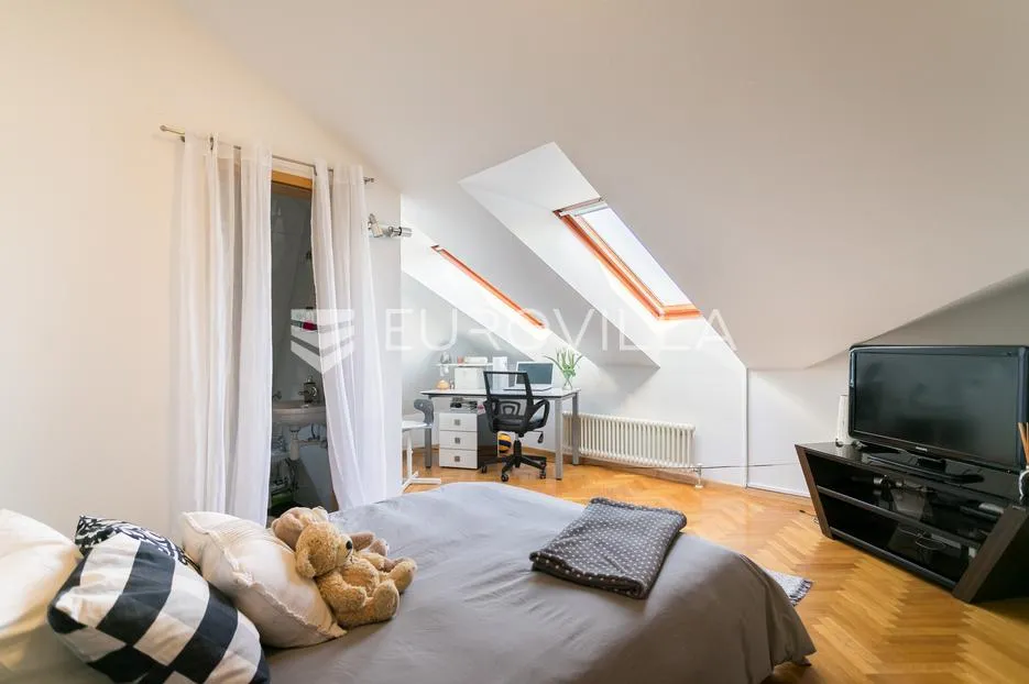 zagreb, maksimir, prekrasan dvoetažni peterosoban stan 202,10 m² - slika 11