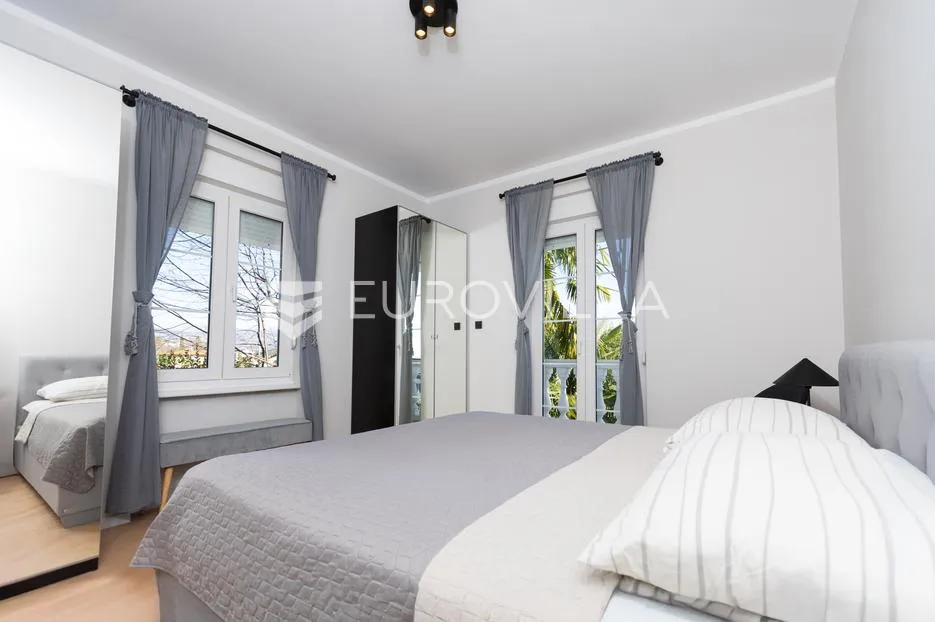 opatija, centar, luksuzan četverosoban stan 110 m² - slika 8