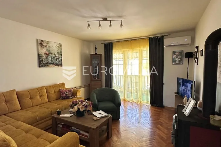vukovar, sotin, kuća s poslovnim prostorom i velikom parcelom 3.675 m² - slika 13