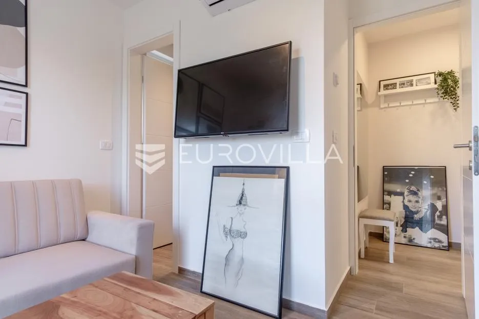 istra, novigrad, dvosoban stan s pogledom na more i 2 parking mjesta - slika 16