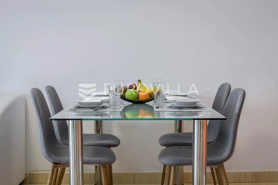 selce, zimski najam, prostrani dvosobni apartman površine 75 m² s pogledom na more - slika 14