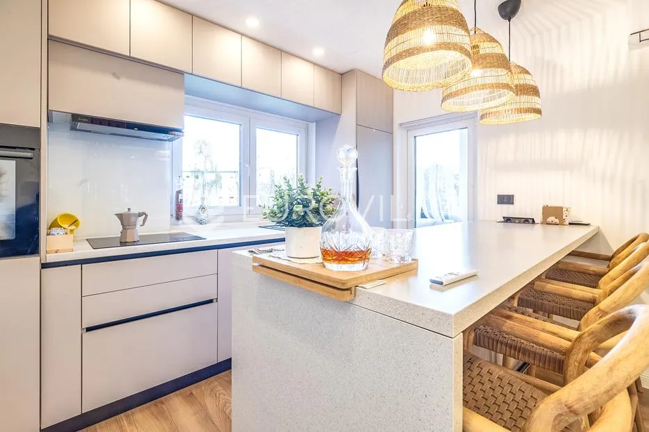 zagreb, jarun, luksuzno uređen trosoban stan 62 m² - slika 3