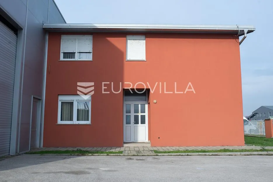vinkovci, jošine, hala 364.60 m² s pomoćnom zgradom uredske namjene 104.80 m² - slika 2