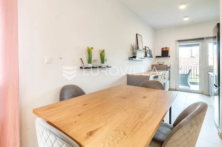 vrbani, novouređen dvosoban stan 65 m² - slika 4