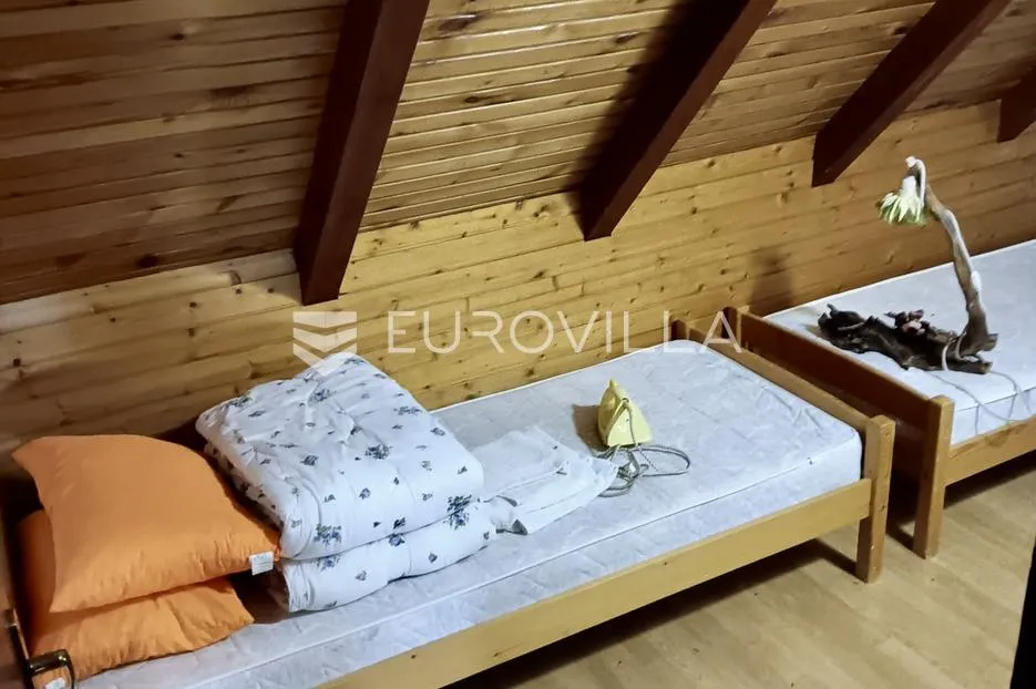 plitvička jezera, rudanovac, iimanje s tri objekta i bazenom u blizini nacionalnog parka - slika 6