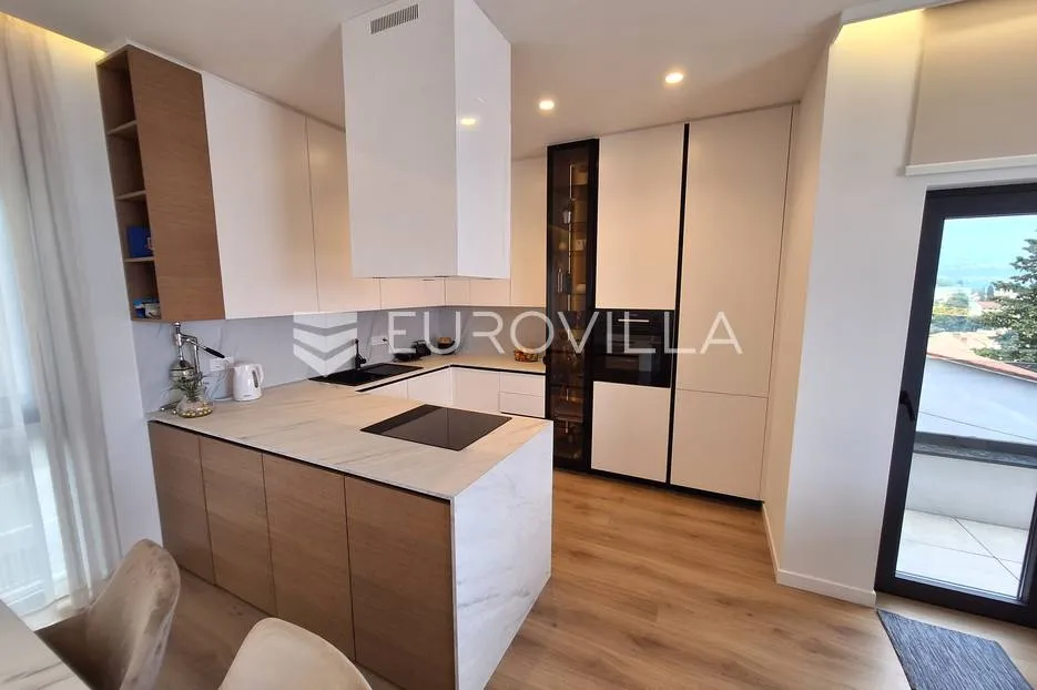 opatija, centar, luksuzan dizajnerski penthouse s neto korisnom površinom od 250 m² s bazenom - slika 6