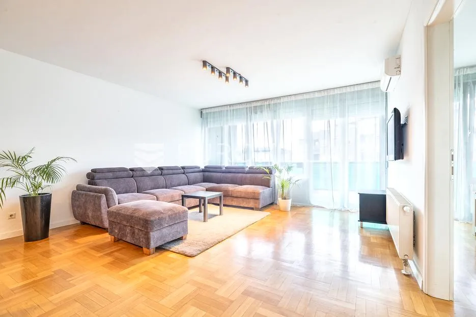 zagreb, dubrava, prekrasan dvosoban stan, 81 m² - slika 6