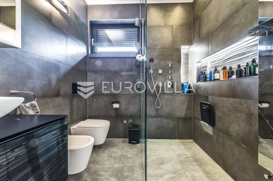 zagreb, mlinovi, moderna luksuzna vila 500 m² - slika 18