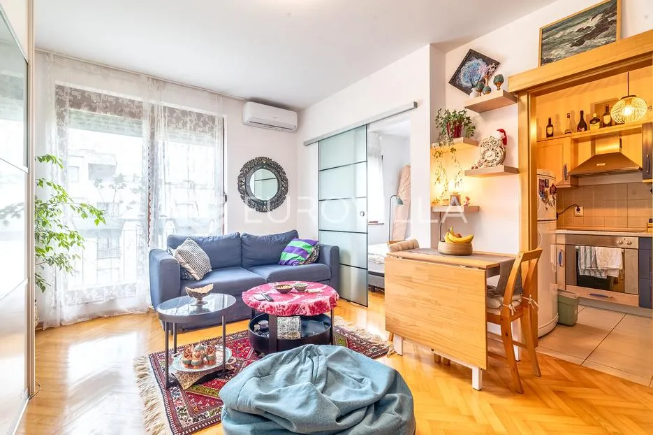 zagreb, vrbani iii, komforan dvosoban stan sa spremištem, 41 m² - slika 5