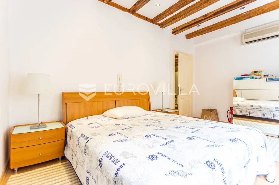 šibenik, dvosoban stan na rivi, povijesna zgrada, 78,03 m2 - slika 9