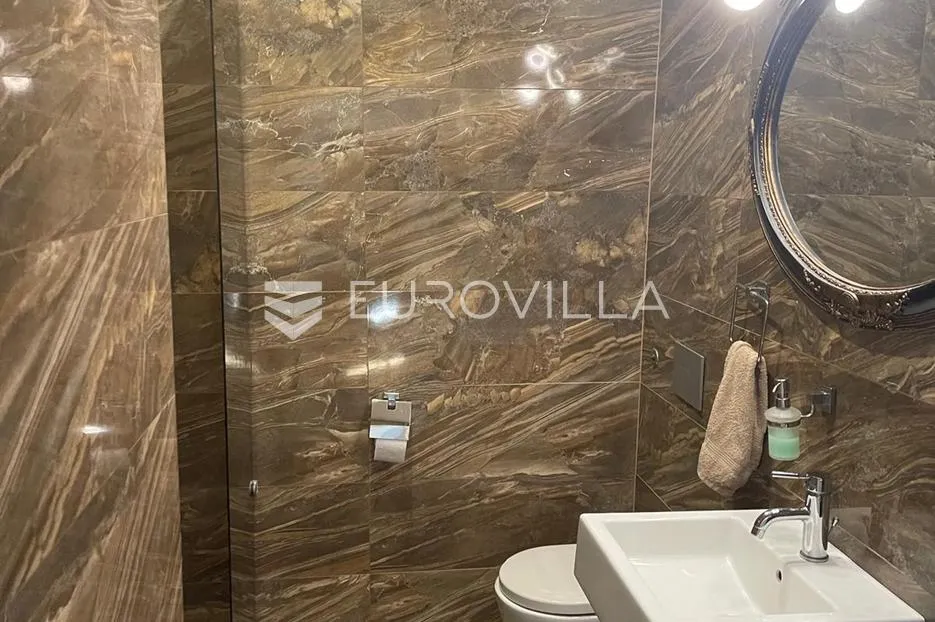 zadar, poluotok, šarmantni moderno uređen dvosobni stan 76,05 m² - slika 5