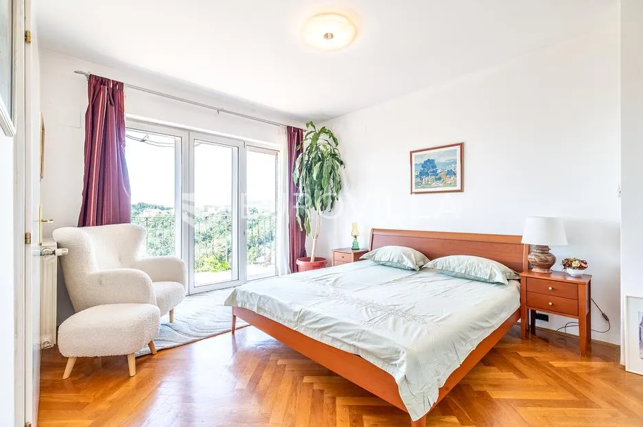 zagreb, vrhovec, atraktivna vila s vrtom i parkingom, 530 m² - slika 5