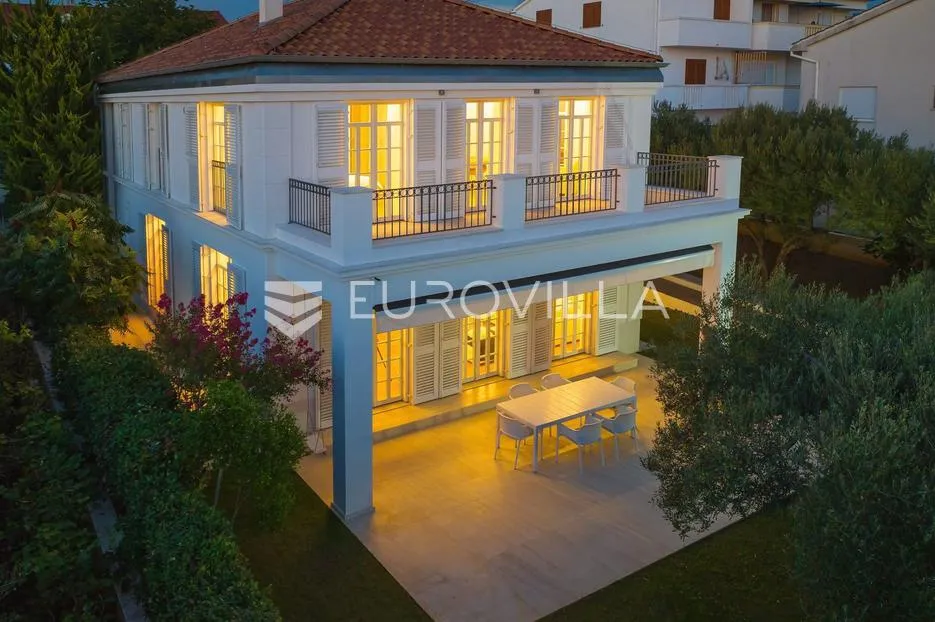 zadar, diklo, moderna i elegantna vila prvi red uz more - slika 3