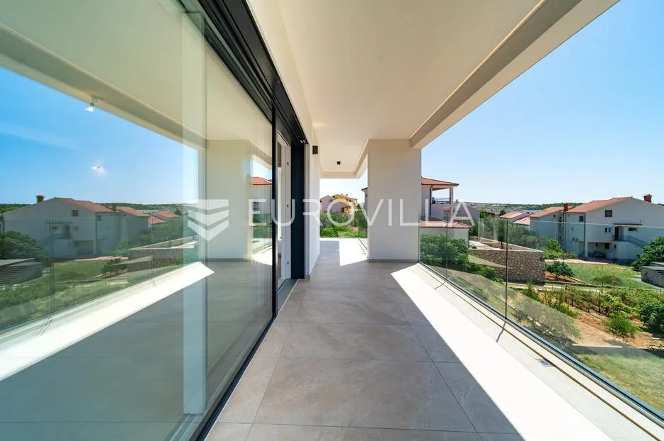 otok rab, barbat, moderan penthouse 107 m², krovna terasa - slika 10