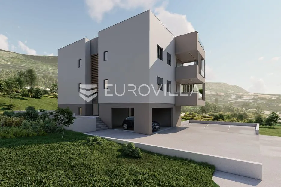 podstrana, komforan trosoban penthouse s ostavom i parkirnim mjestom - slika 3