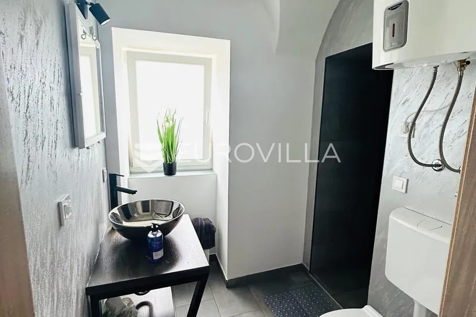varaždin, centar, potpuno renoviran stan 86 m² u centru, idealno za život i najam - slika 14