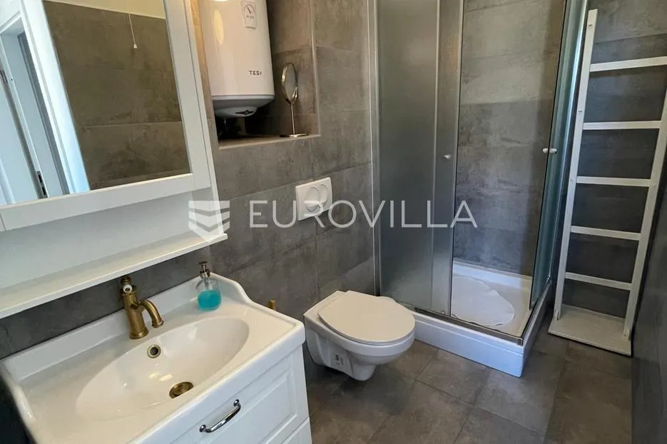 šibenik centar, apartmanska kuća, odlična investicija - slika 22