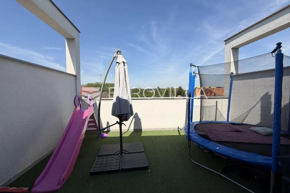 đakovo, moderno uređen trosoban stan s velikom terasom - slika 26