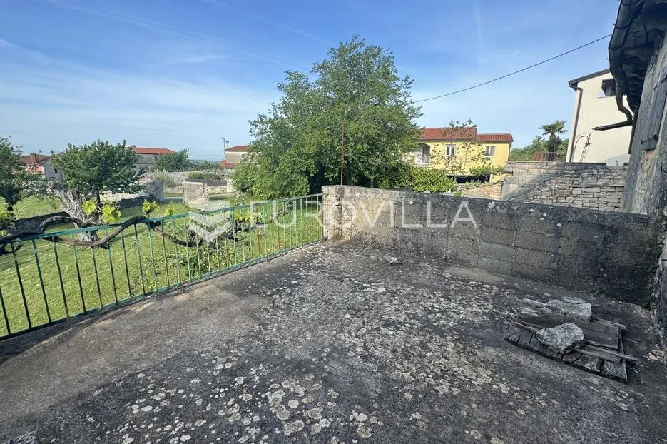 tinjan, kamena stancija u srcu istre - slika 8