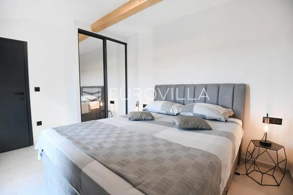 zadar, crno, moderna vila na predivnoj privatnoj lokaciji - slika 29