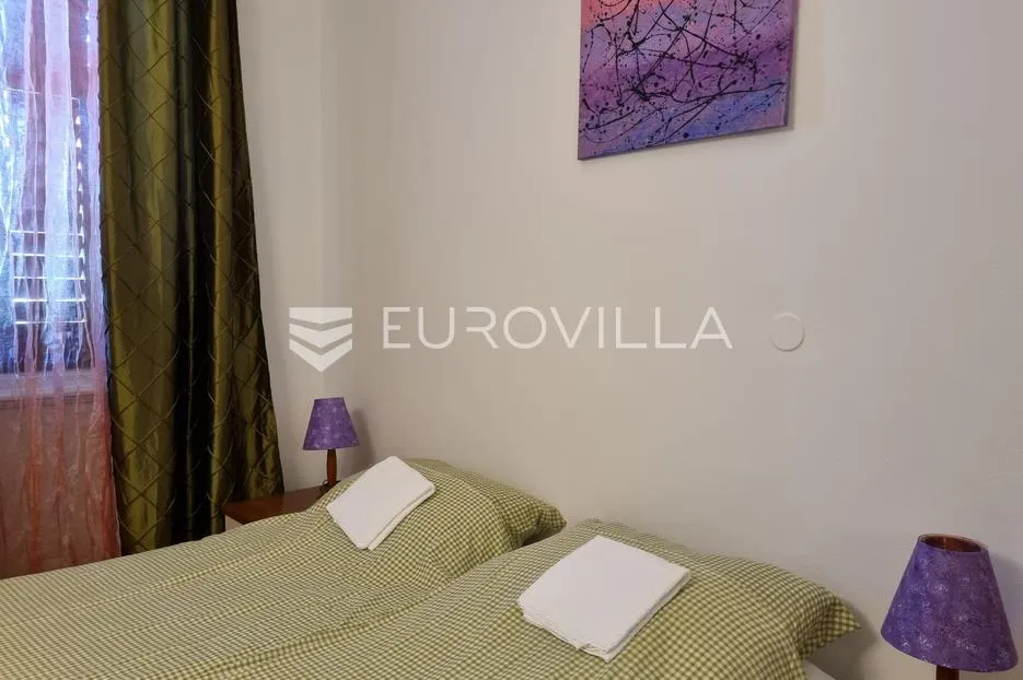 pula, zgrada sa 4 stana po 40 m2 u centru grada - pogodna za najam - slika 39