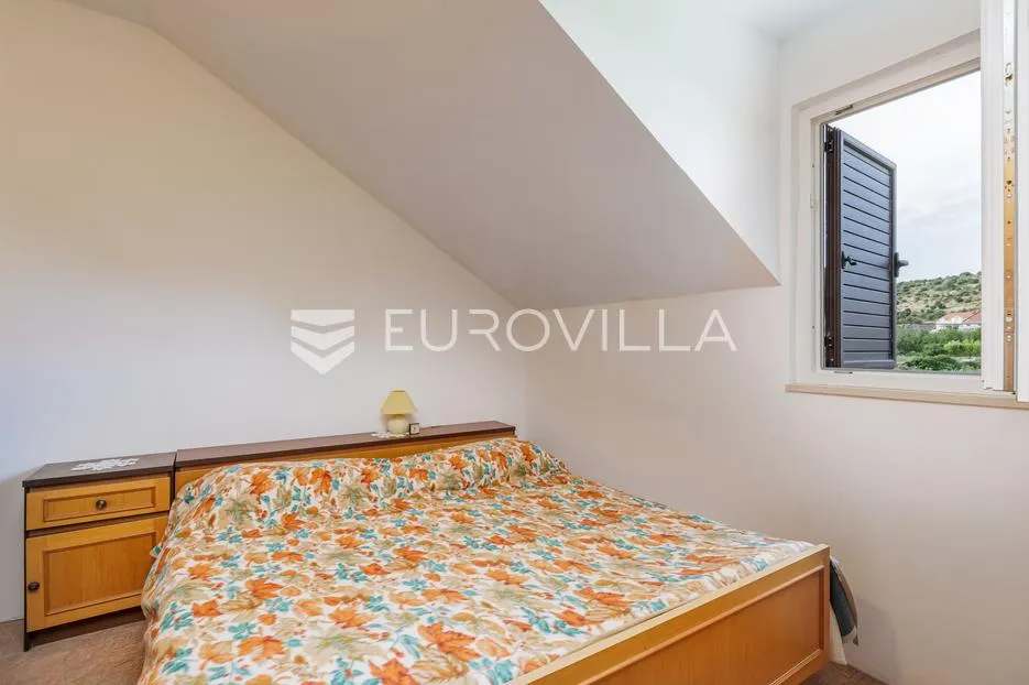 dubrovnik, zvekovica, dvoetažni stan s vrtom na mirnoj lokaciji - slika 13