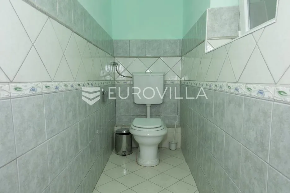 rijeka, centar, peterosoban stan 97 m² s dvije odvojene stambene jedinice - slika 22