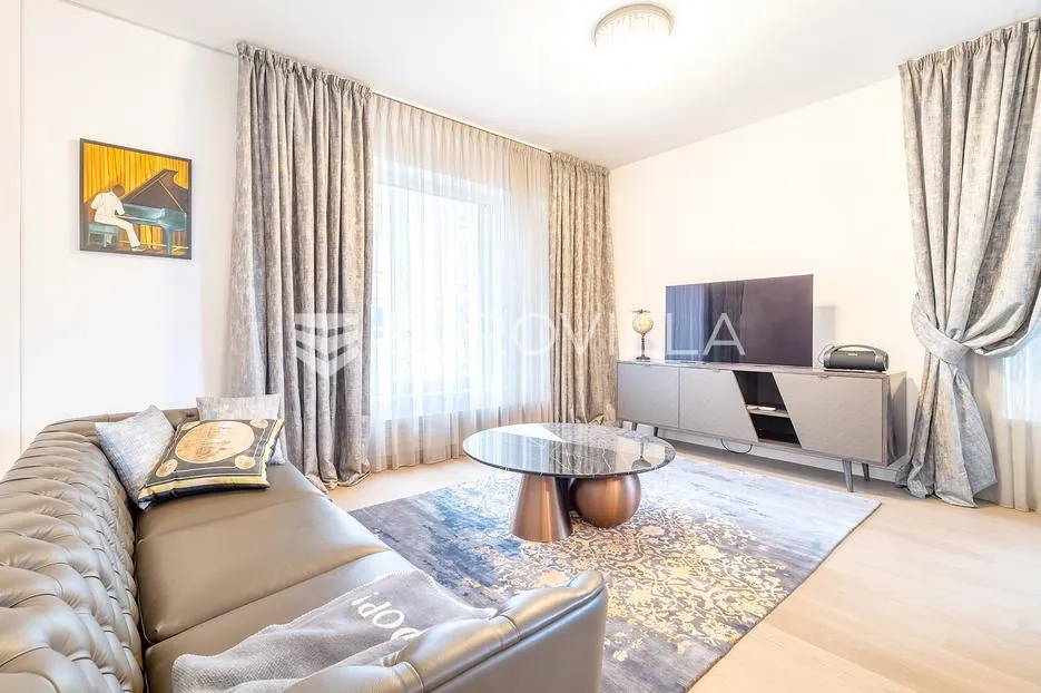 zagreb, bužanova, b blok, luksuzan trosoban stan 119,33 m² - slika 2