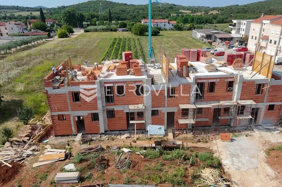 istra, poreč - rustikalna kuća u nizu u blizini centra - slika 7