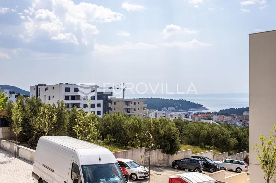 makarska, useljiv dvosoban stan s terasom u novogradnji - slika 10
