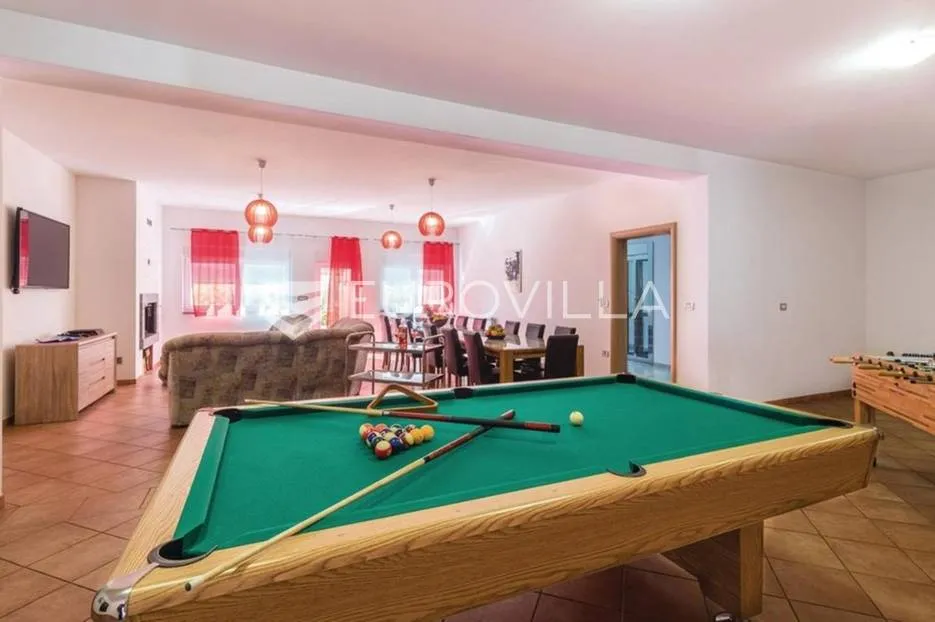 pula, nova veruda, vrhunska vila sa bazenom u blizini mora - slika 32