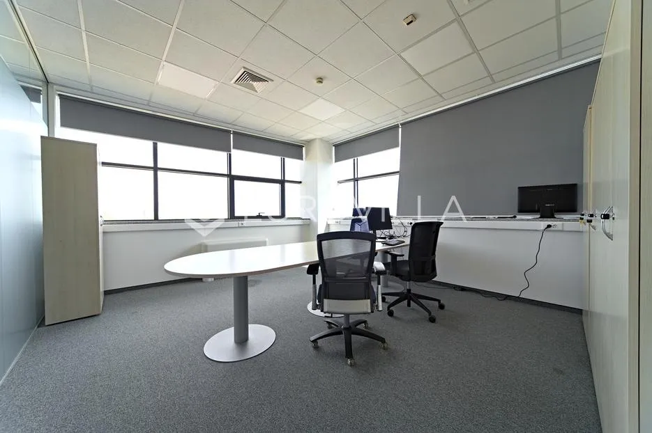 osijek, centar, uređen poslovni ured za najam, 374 m², novogradnja - slika 9