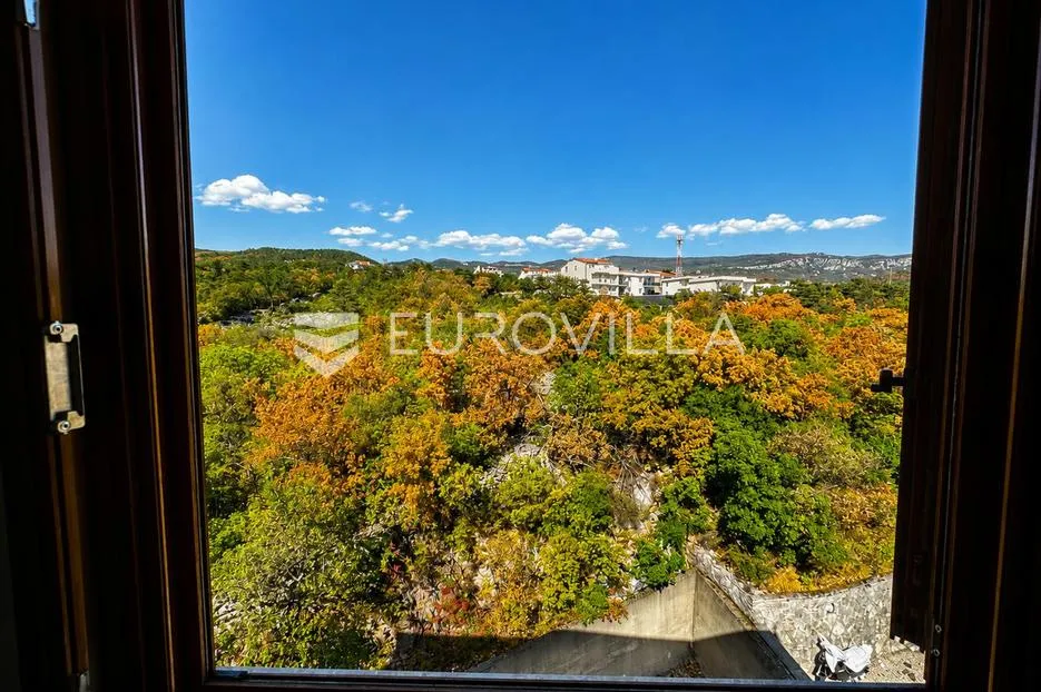 crikvenica, namješten jednosoban stan s galerijom - slika 5