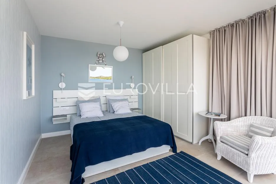 rogoznica, ražanj, prekrasna kuća s bazenom i pogledom na more, 390,51 m² - slika 23