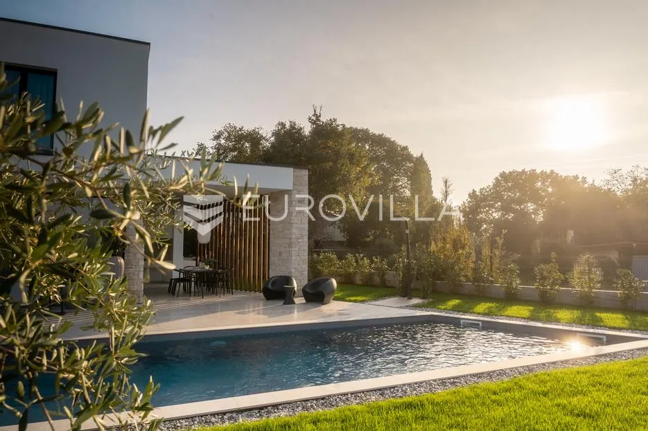 istra, poreč, vrhunska vila sa bazenom - slika 4