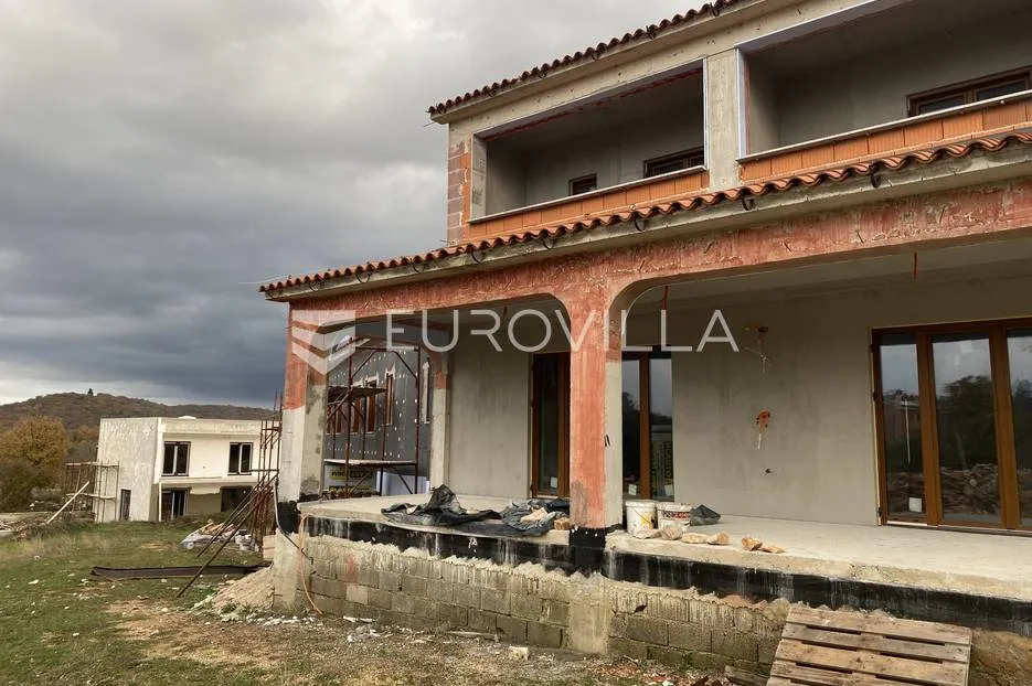 istra, rovinjsko selo, stambeno poslovni objekt 600 m2 u izgradnji - slika 4