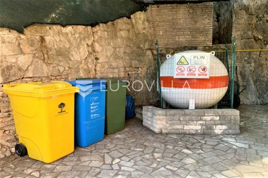 istra, krnica, hotel s uhodanim poslovanjem 100 metara od plaže, investcijia - slika 23