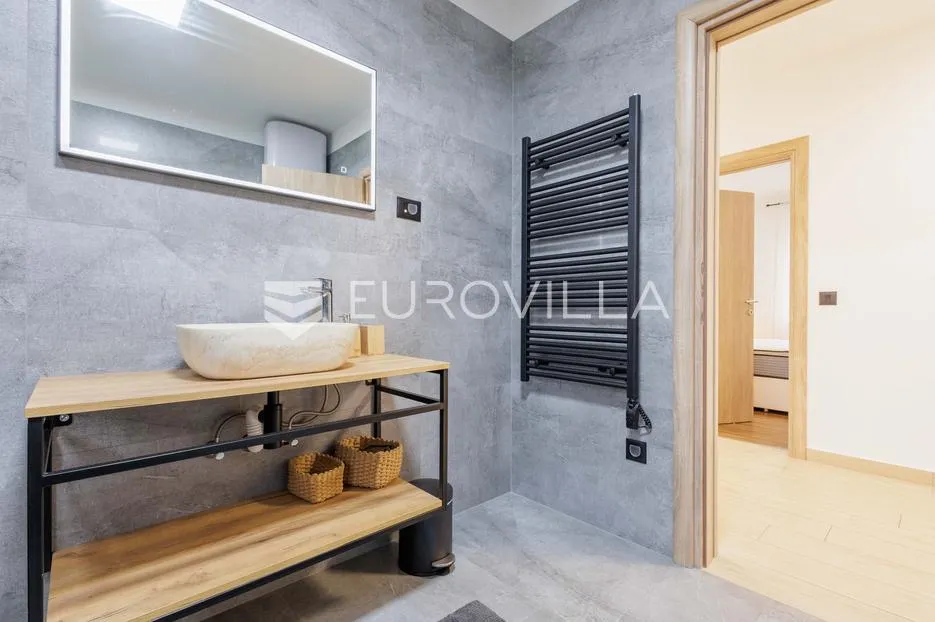 istra, labin, moderna vila i veliko građevinsko zemljište - slika 16