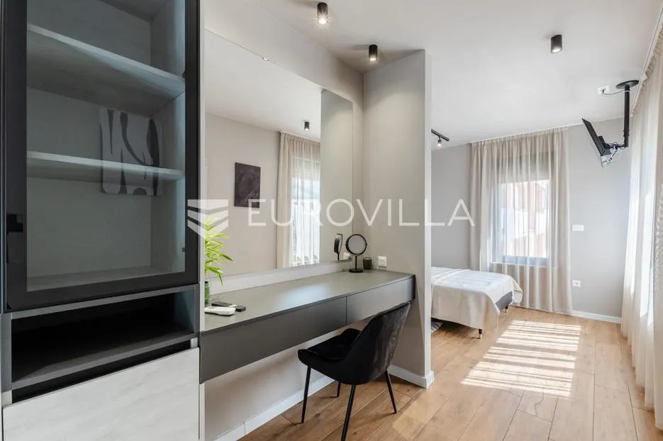 zadar, vrsi, luksuzna vila s bazenom 261 m² - slika 29