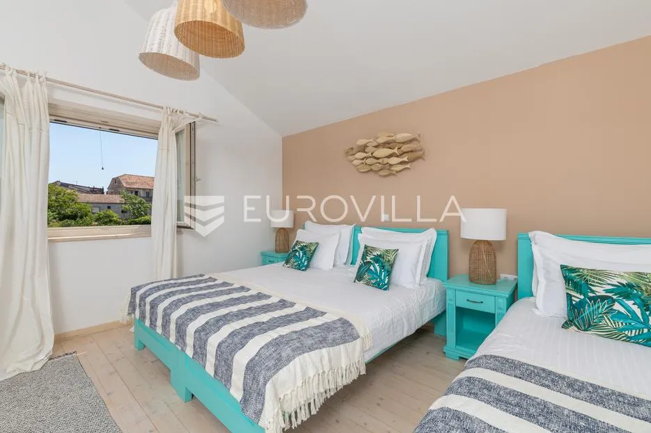 hvar, vrboska, predivna kamena vila u blizini mora - slika 25