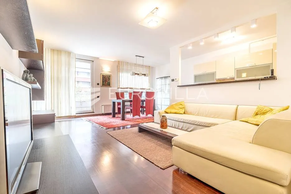 Zagreb, Bužanova, prekrasan trosoban 97 m²