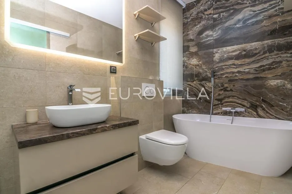 zagreb, remete, moderan četverosoban penthouse 113 m² s 2 vanjska parkirna mjesta - slika 10