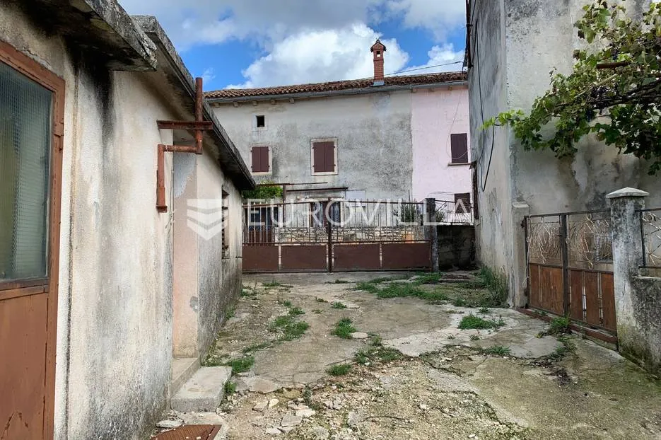 istra, barban, dvojna kamena kuća za adaptaciju - slika 18