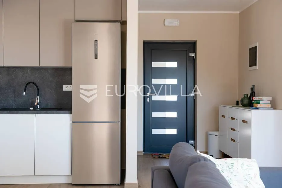 istra, krnica, moderna samostojeća kuća s bazenom i pogledom na more, 200 m² - slika 29